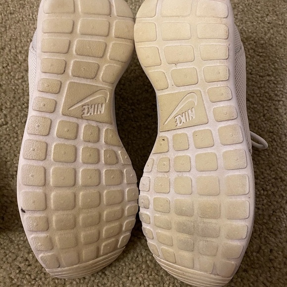 Nike - Picture 6 of 6